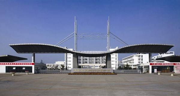 ����ʡְ�߷������Ƕ�ߣ�����Щְ��ѧУ��ֵ���Ƽ��ģ�