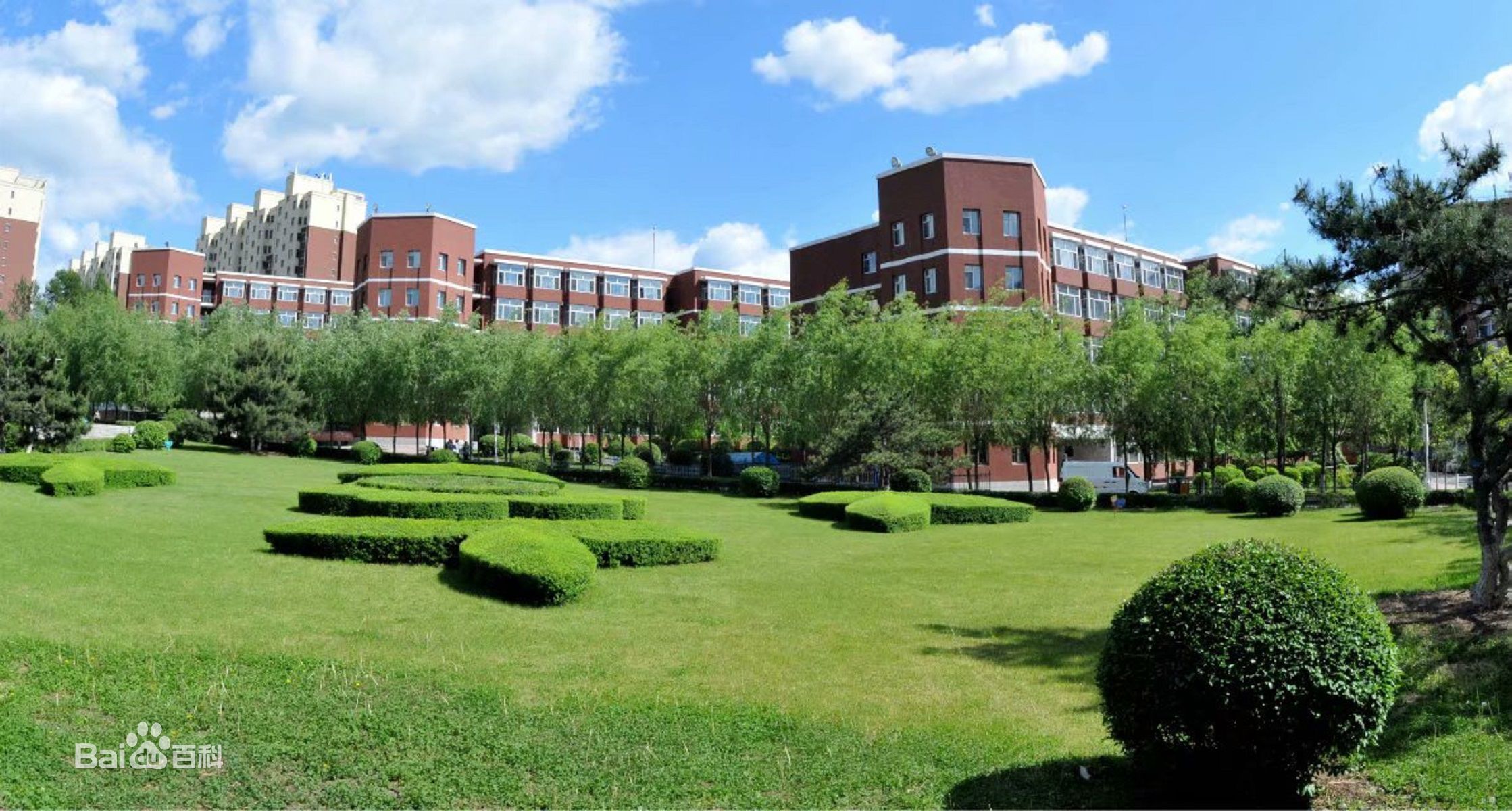 东北师范大学人文学院怎么样地址在哪?2023分数线和学费是多少?