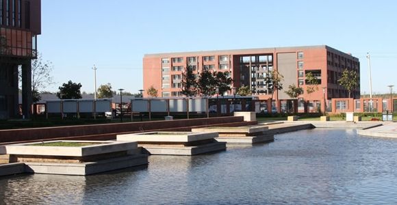 北京第二外国语学院地址在哪是几本是211吗?2023分数线是多少?