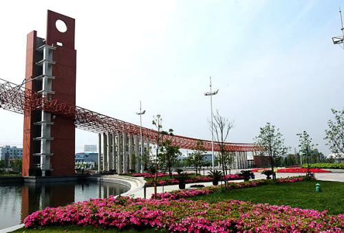 杭州电子科技大学信息工程学院好不好？王牌专业推荐,学费多少？