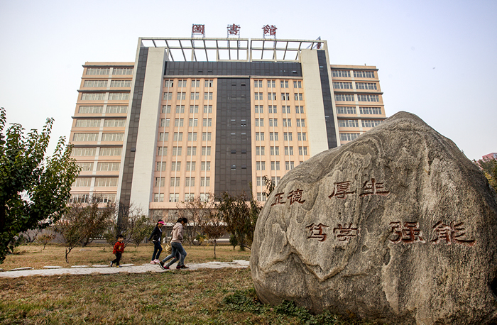 保定理工學院怎么樣？是幾本？民辦還是公辦？哪些專業(yè)比較好？