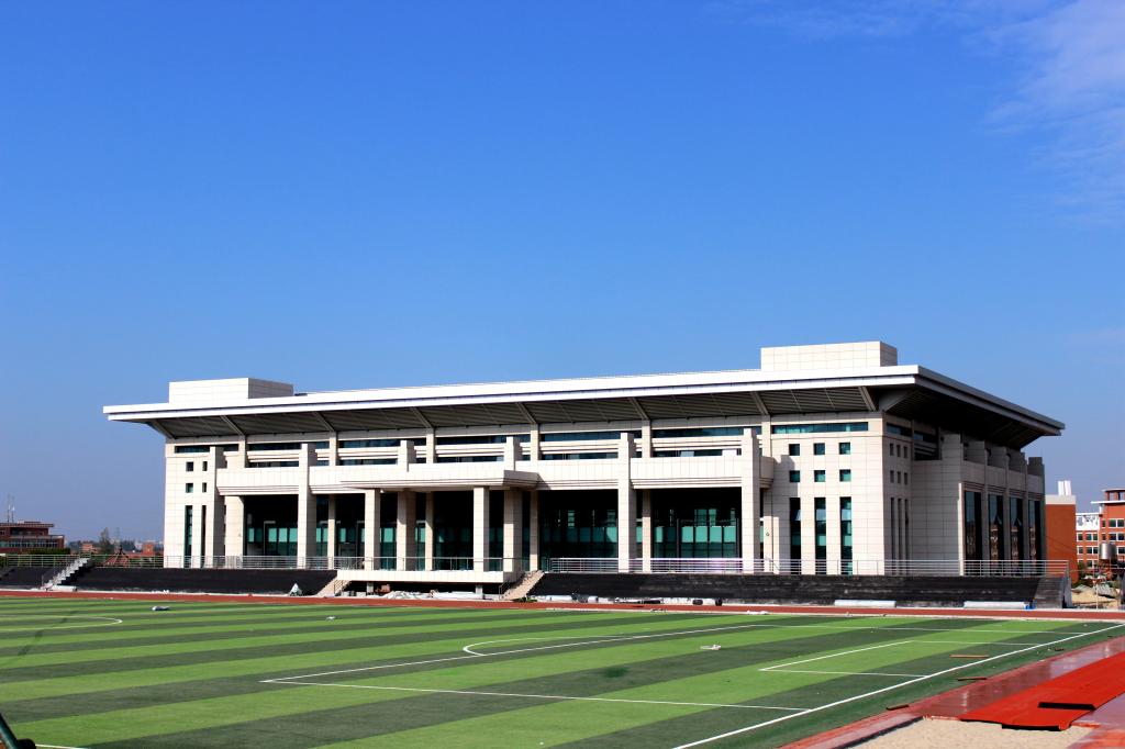 閩南理工學院是幾本屬于公辦還是民辦？學費及錄取分數(shù)線多少