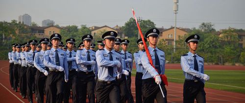 重慶警察學(xué)院怎么樣？好不好是幾本？2019錄取分?jǐn)?shù)線包分配嗎